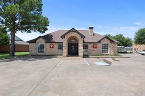 603 N Nolan River Road - Photo 1