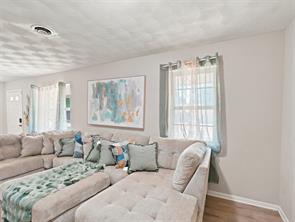 927 Poinsettia Drive - Photo 6