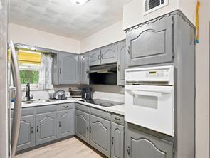 927 Poinsettia Drive - Photo 7