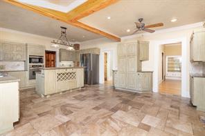 902 Crothers Avenue - Photo 2