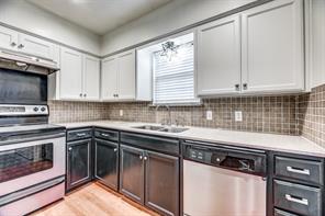 3212 Daniel Avenue - Photo 4