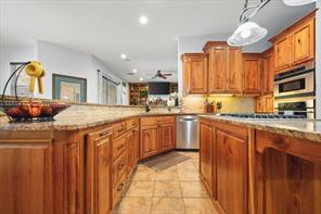 1720 Mistletoe Drive - Photo 9