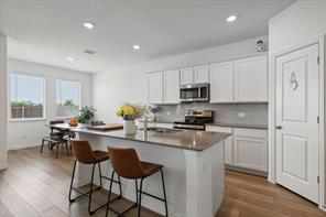 705 Alden Drive - Photo 9