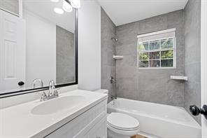 10302 County Road 3705 - Photo 12