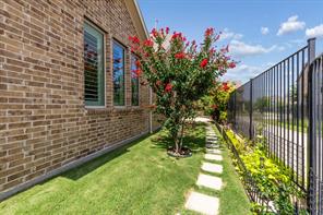 6920 Royal View Drive - Photo 34