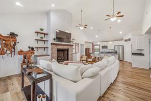 930 County Road 161 Road - Photo 8