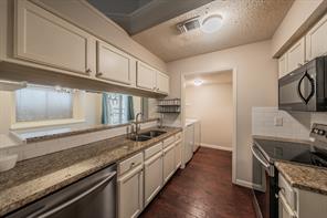 6402 Valleybrooke Court - Photo 13