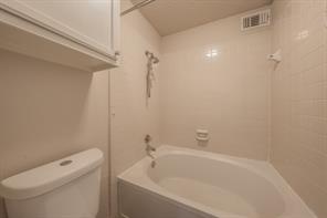 6402 Valleybrooke Court - Photo 32