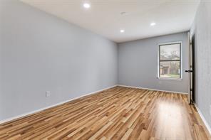 505 Storrs Street - Photo 22