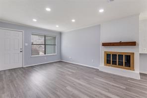 505 Storrs Street - Photo 5