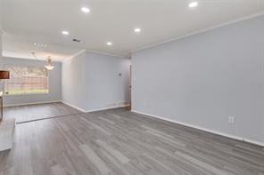 505 Storrs Street - Photo 7