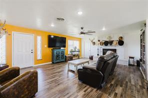 6217 Highway 183 - Photo 3