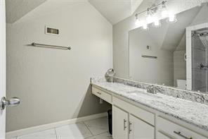 5920 Diamond Oaks Drive S - Photo 32