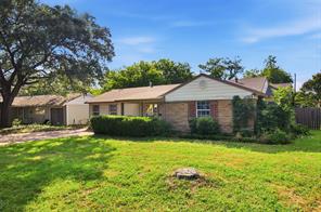 3524 South Drive - Photo 3