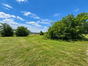 225 Half Moon Way - Photo 1