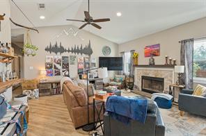 1052 Meandering Way - Photo 5