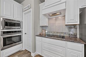 1908 Sunflower Drive - Photo 6
