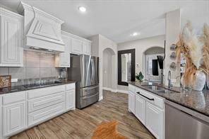 1908 Sunflower Drive - Photo 9