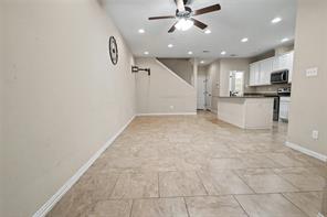 1922 Timber Oaks Drive - Photo 2
