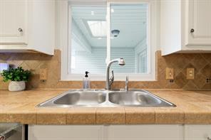 109 Crestwood Drive - Photo 13