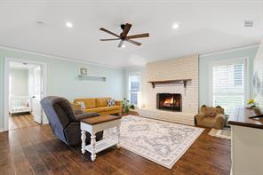 109 Crestwood Drive - Photo 8