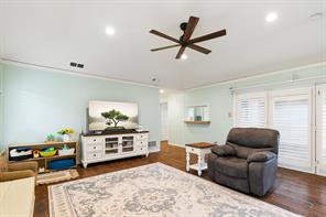 109 Crestwood Drive - Photo 9
