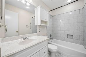 2612 Fountainview Drive - Photo 26