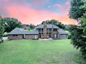 912 Walnut Creek Drive - Photo 2