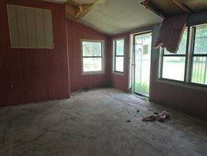 3130 Seabreeze Drive - Photo 4