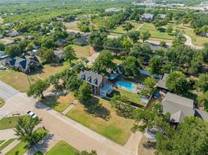 1002 E Lindsey Street - Photo 35