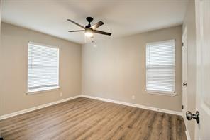 327 W Mckinney Street - Photo 16