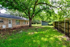 327 W Mckinney Street - Photo 22
