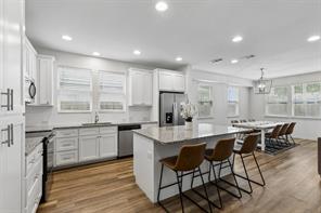 2941 Gordon Avenue - Photo 2