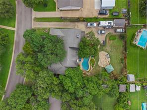 9913 Burgundy Lane - Photo 34