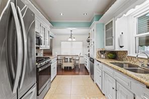110 S Binkley Street - Photo 11