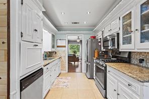 110 S Binkley Street - Photo 14