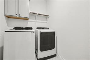 10600 Breezeway Drive - Photo 33