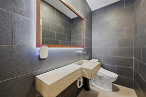118 W Chestnut Street - Photo 20