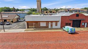 118 W Chestnut Street - Photo 3