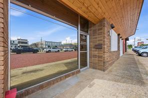 118 W Chestnut Street - Photo 5