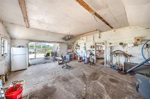 270 Farm Road 2560 - Photo 12