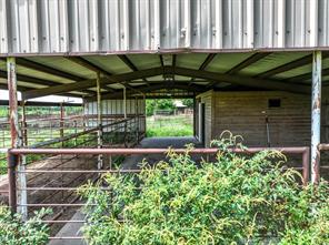 270 Farm Road 2560 - Photo 31