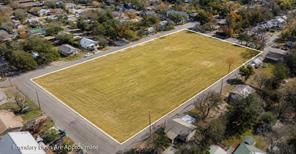 1100 N McCart Street - Photo 2