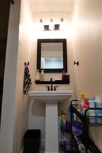 2702 Belknap Avenue - Photo 10
