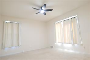 2702 Belknap Avenue - Photo 12