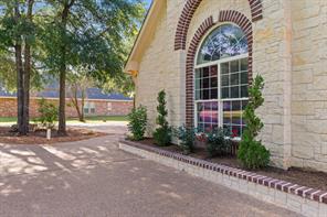 314 Cresthill Circle - Photo 4