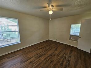 6540 Hollis Avenue - Photo 4