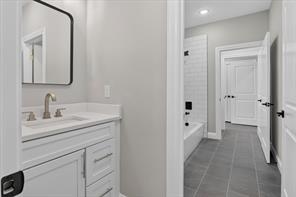 804 Premier - Photo 24
