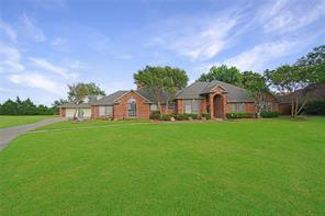 2152 Chisholm Trail - Photo 1