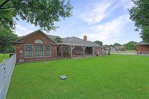 2152 Chisholm Trail - Photo 31